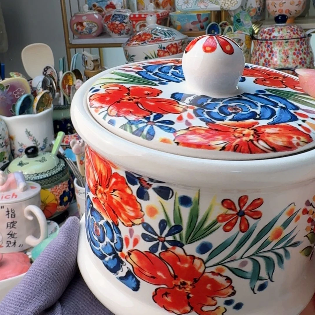 陶瓷700毫升繁花密封罐一只看图