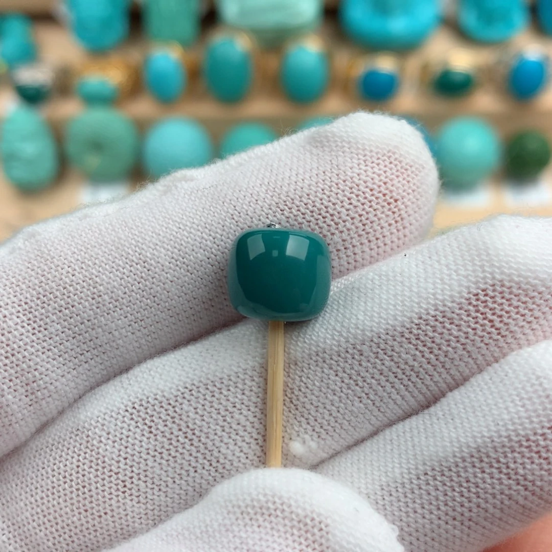 绿松石配饰未镶嵌9.9-8.8mm