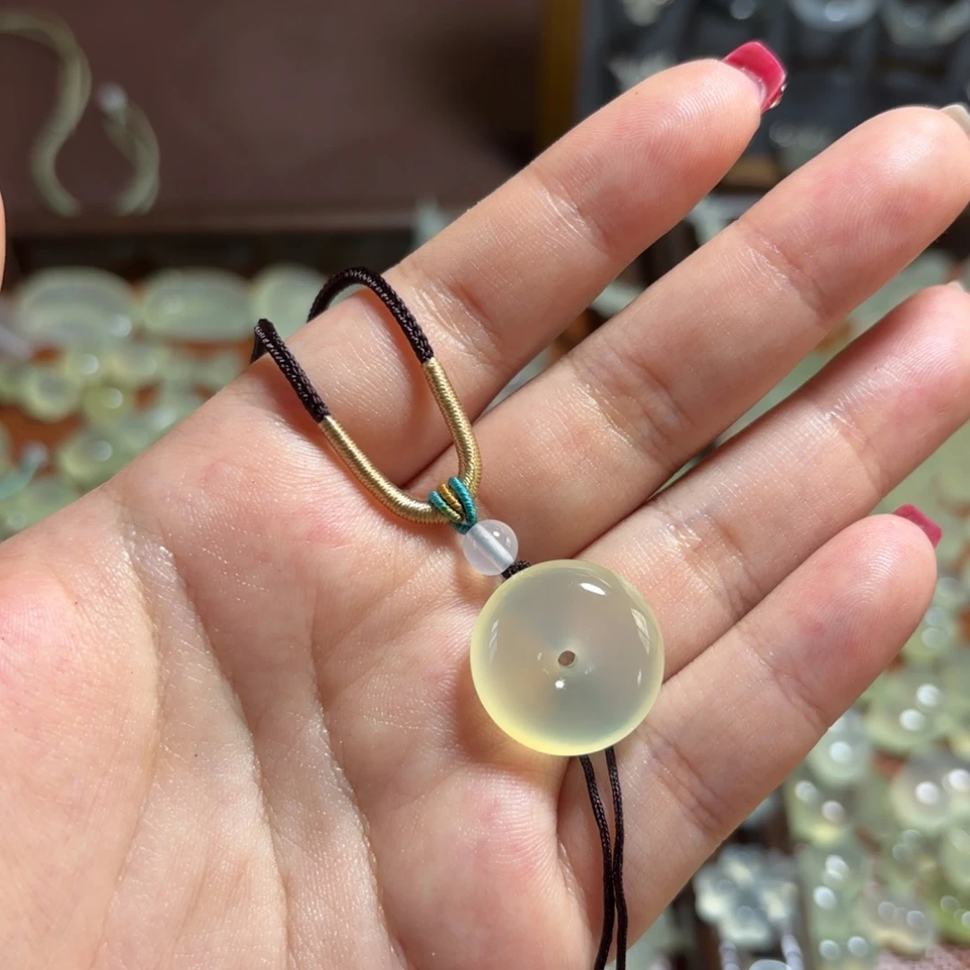 蛇纹石玉合金颈饰