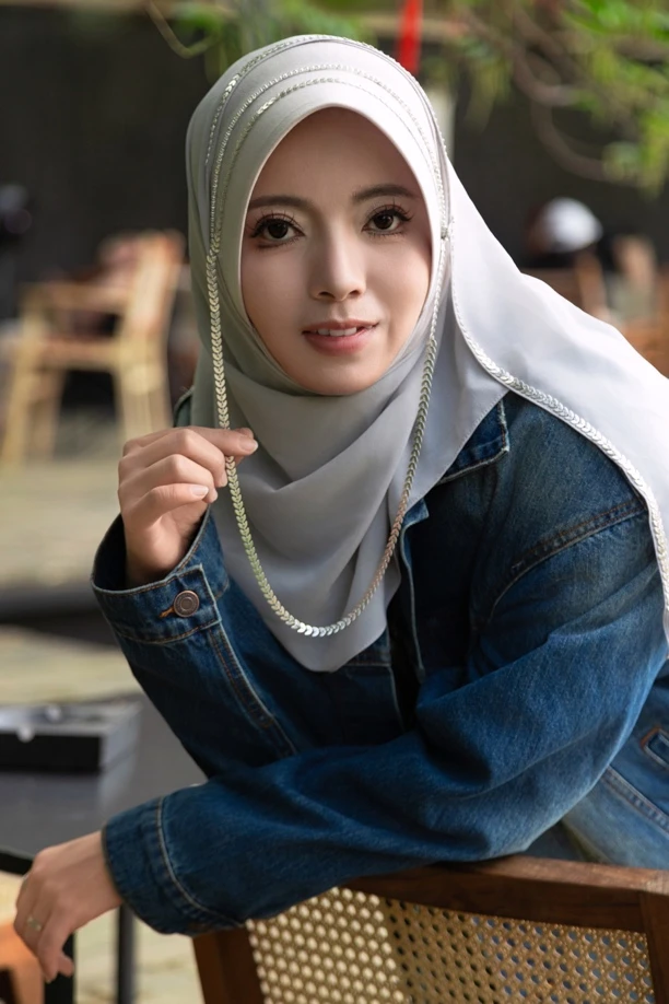 [赛拉]简熹 SALA 休闲百搭气质帽檐绕巾 包邮