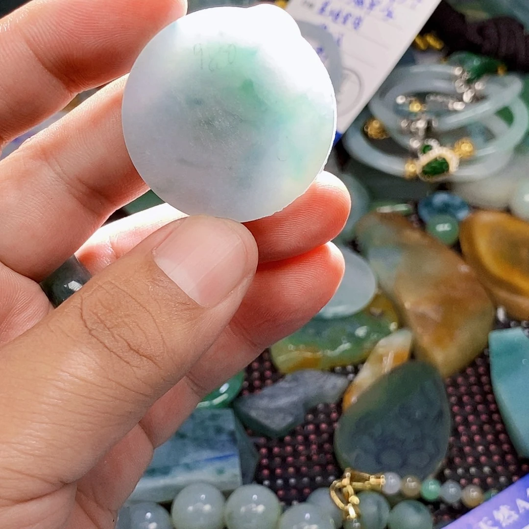 未镶嵌定制翡翠翡翠