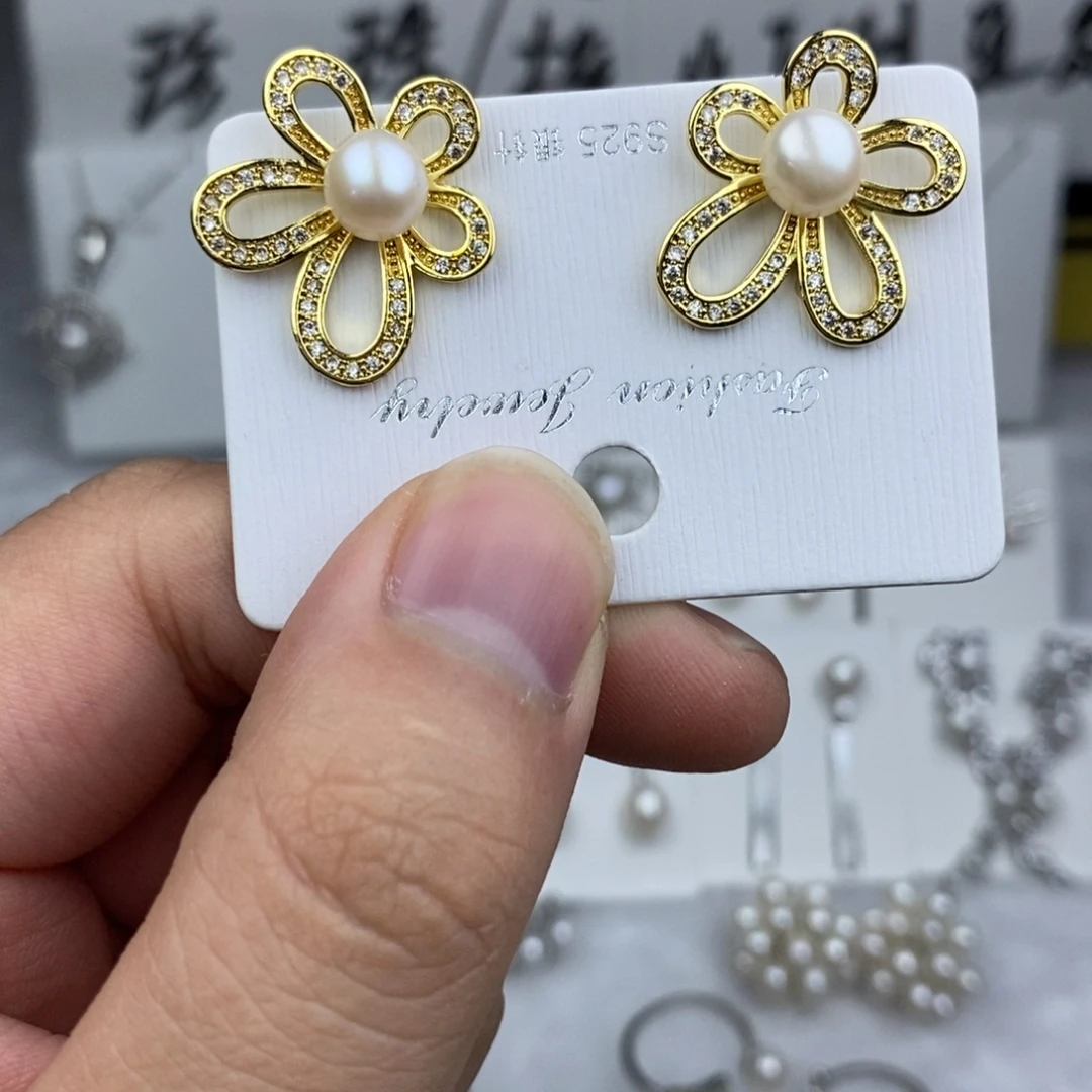 耳饰未镶嵌淡水珍珠