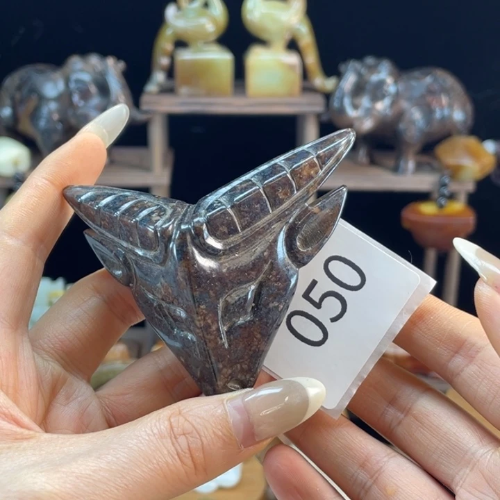 和田玉（糖玉）未镶嵌挂件