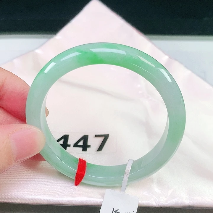 翡翠未镶嵌手镯447