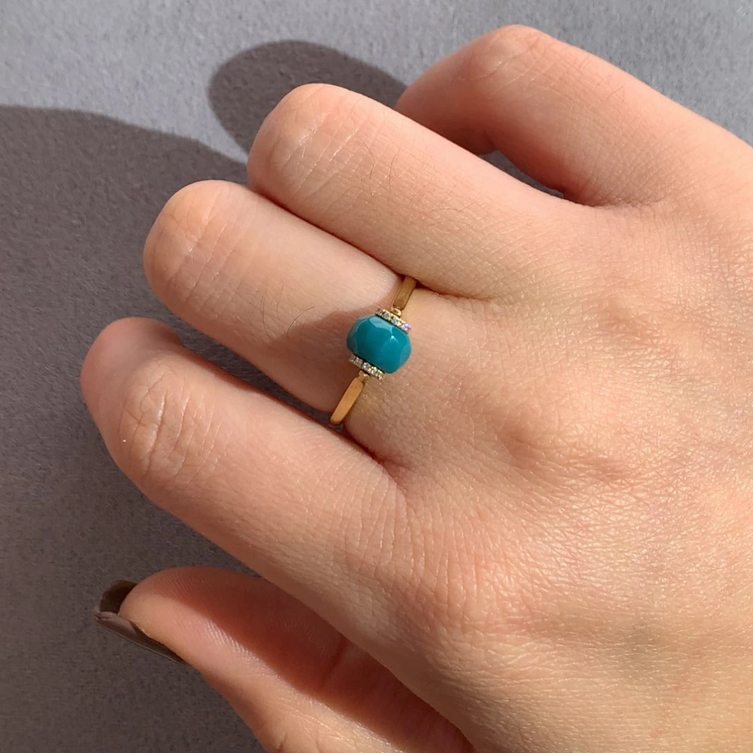 18K金镶嵌绿松石玉化无相珠戒指