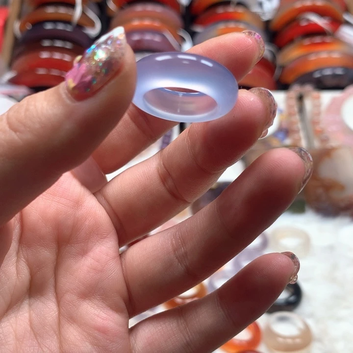 玛瑙/玉髓手串未镶嵌酒****蝶