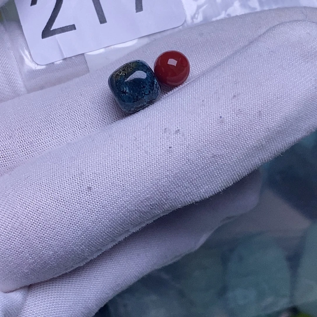 南红玛瑙未镶嵌珠宝半成品