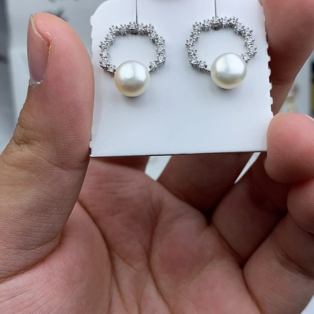 未镶嵌淡水珍珠耳饰