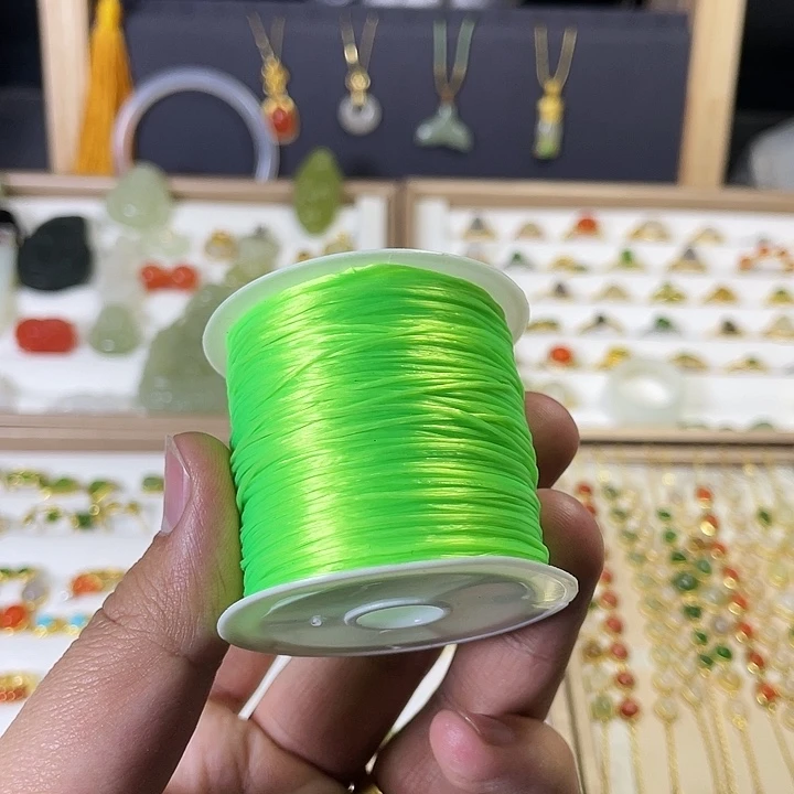 和田玉颈饰未镶嵌胖**?