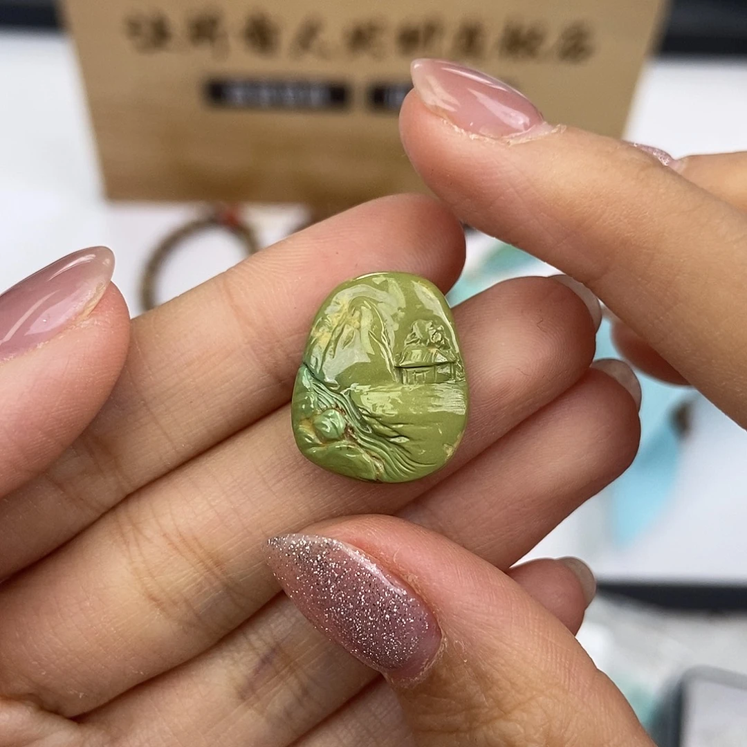 绿松石未镶嵌珠宝奇石