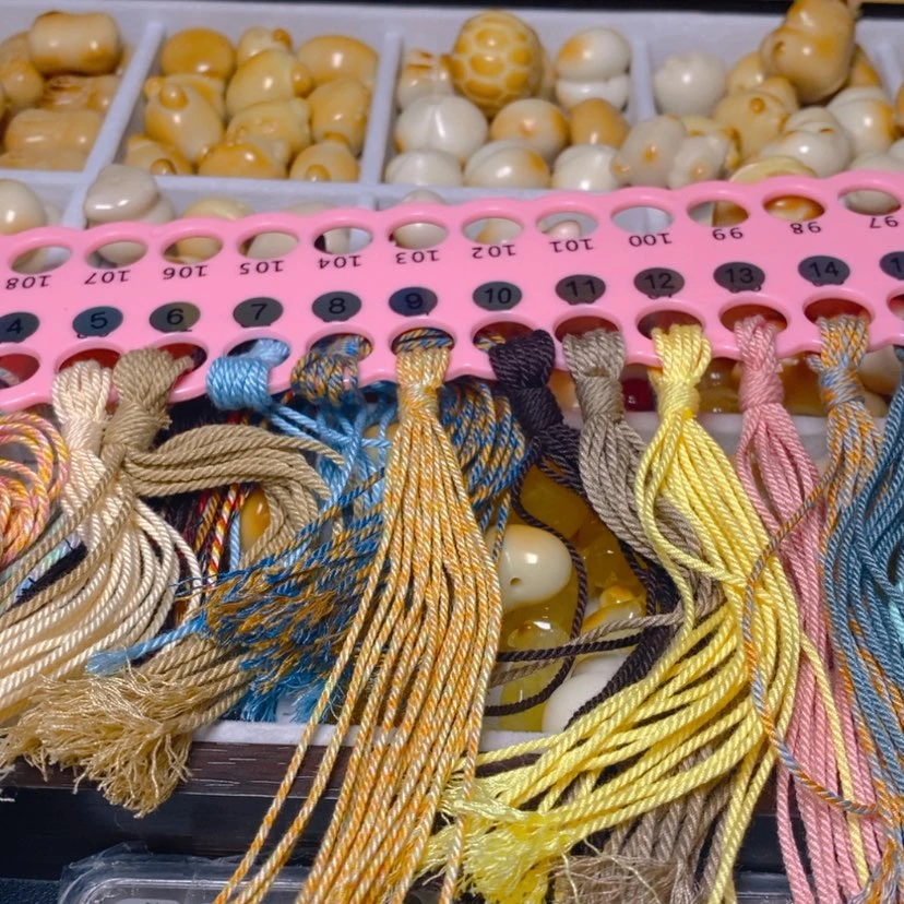 【闪购商品】吊坠橄榄核萍**逢流苏小熊猫抓