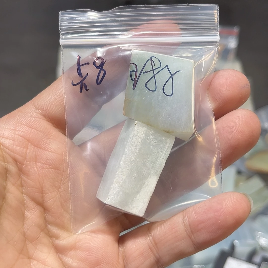 未镶嵌挂件翡翠翡翠