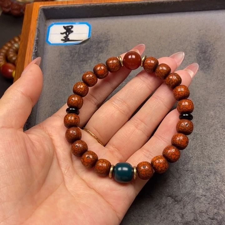 星月菩提吊坠菩提