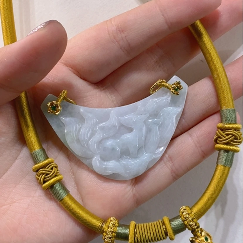 【闪购商品】翡翠未镶嵌颈饰吊坠