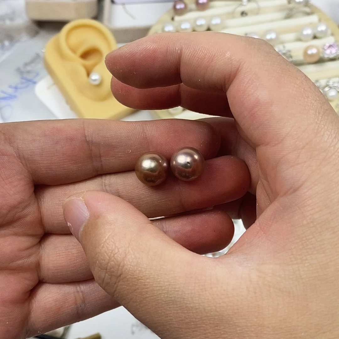 银S925镶嵌淡水珍珠12.2m微瑕金属紫耳钉