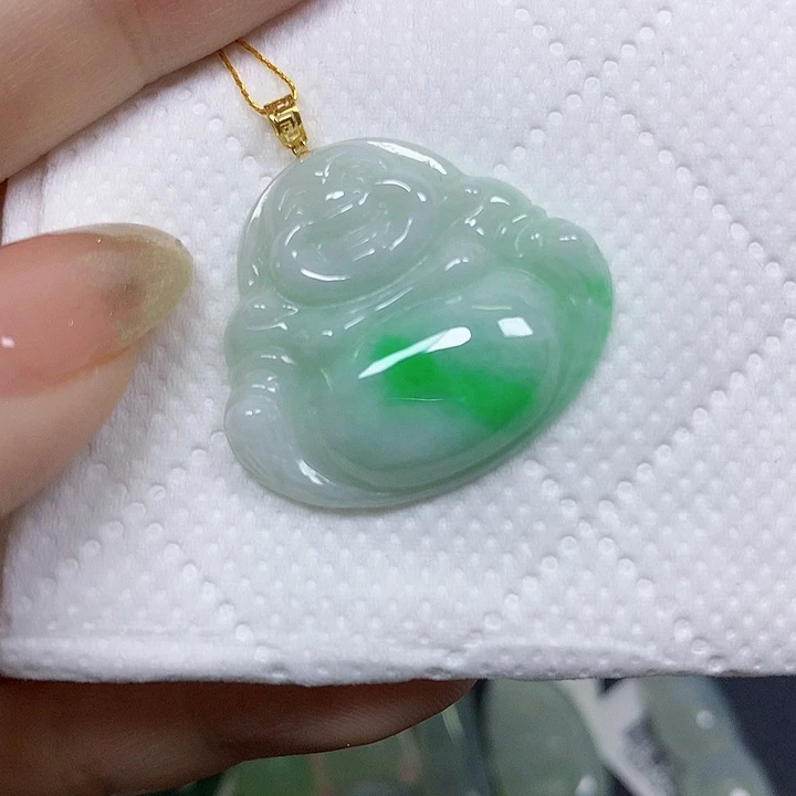 翡翠未镶嵌颈饰挂件