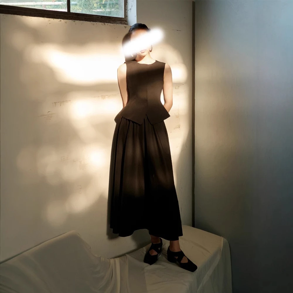 【简知】圆舞曲 新款套装裙立体剪裁收腰小马甲大伞摆半裙女 319