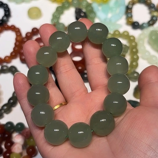 美***达蛇纹石玉未镶嵌手串