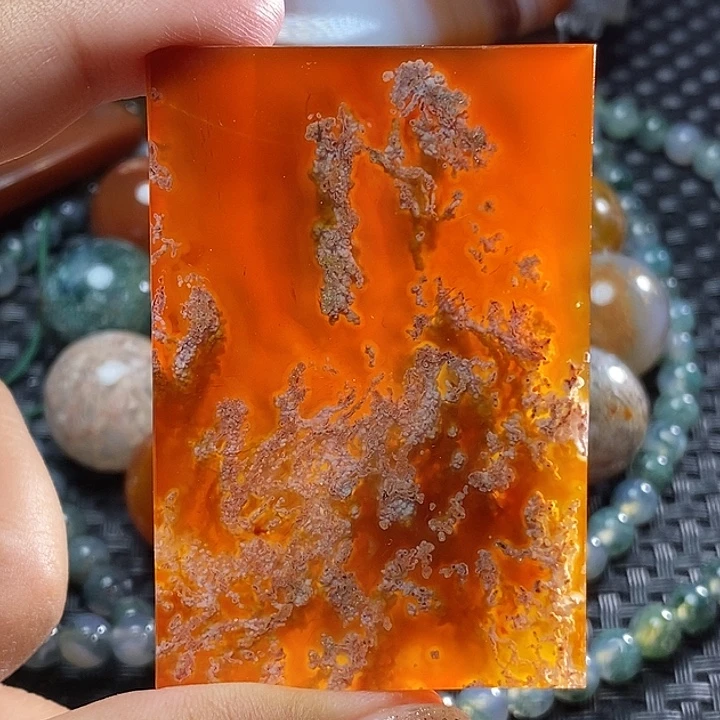 未镶嵌颈饰玛瑙/玉髓
