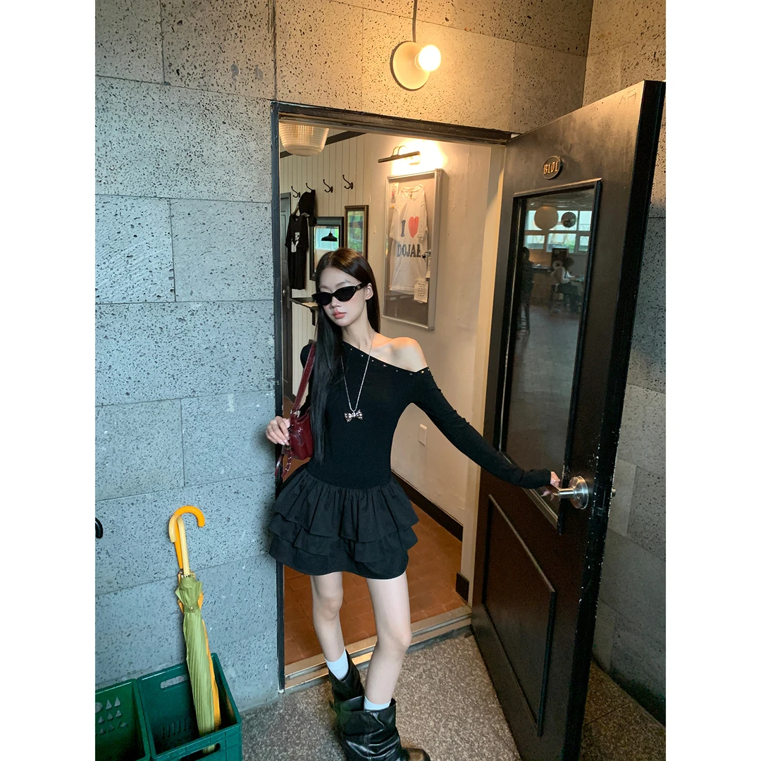 【HRG】复古芭蕾风辣妹斜肩堆叠感修身蛋糕连衣裙253J2507