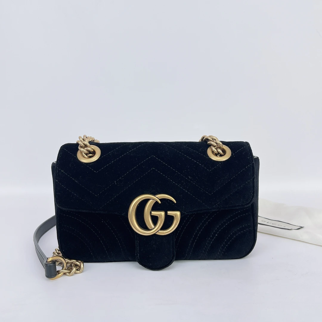 95新 GUCCI/古驰 古驰 黑色毛绒斜挎包底长21 C113