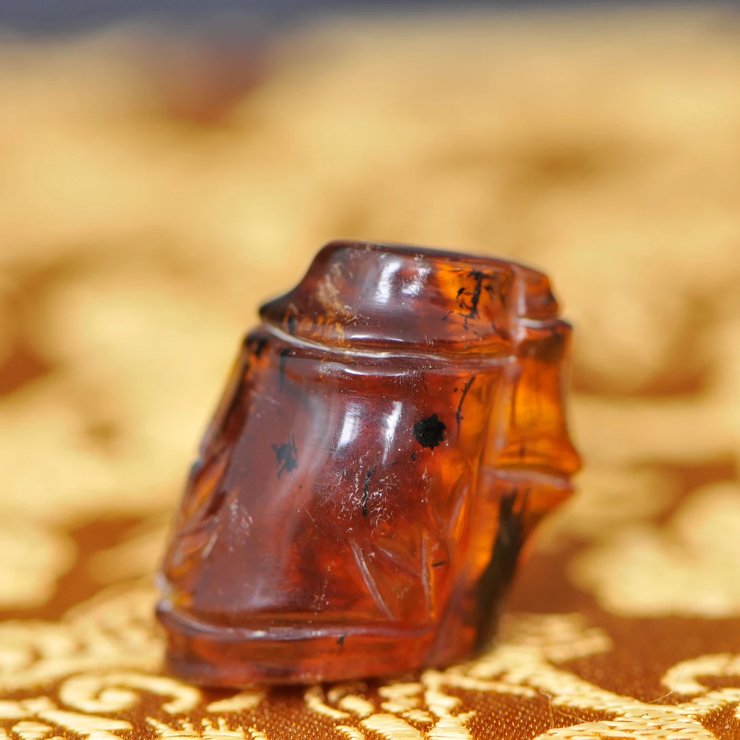 琥珀竹节小坠 P833