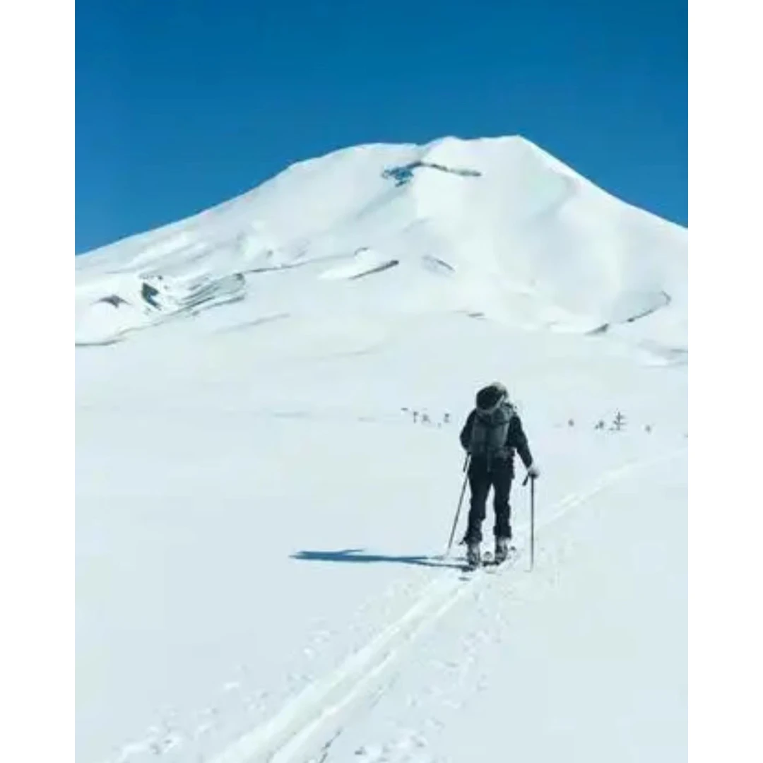 【BT塔】新款男士防寒衣长袖男装户外服饰冲锋衣男女户外硬壳外套
