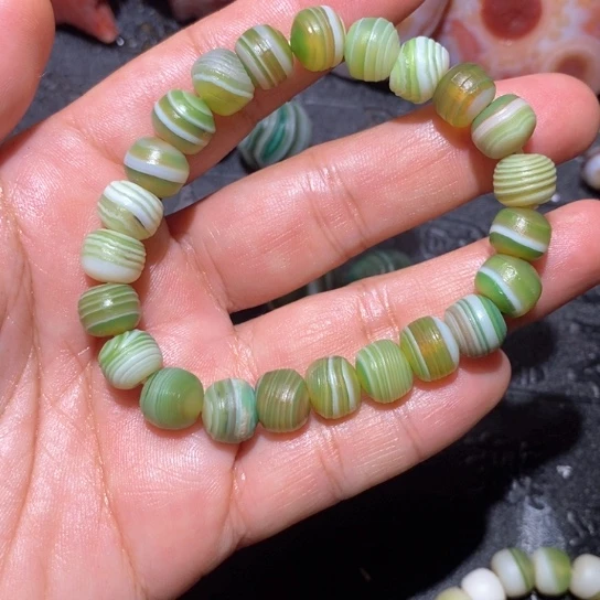 石英质玉珠宝半成品未镶嵌红*林