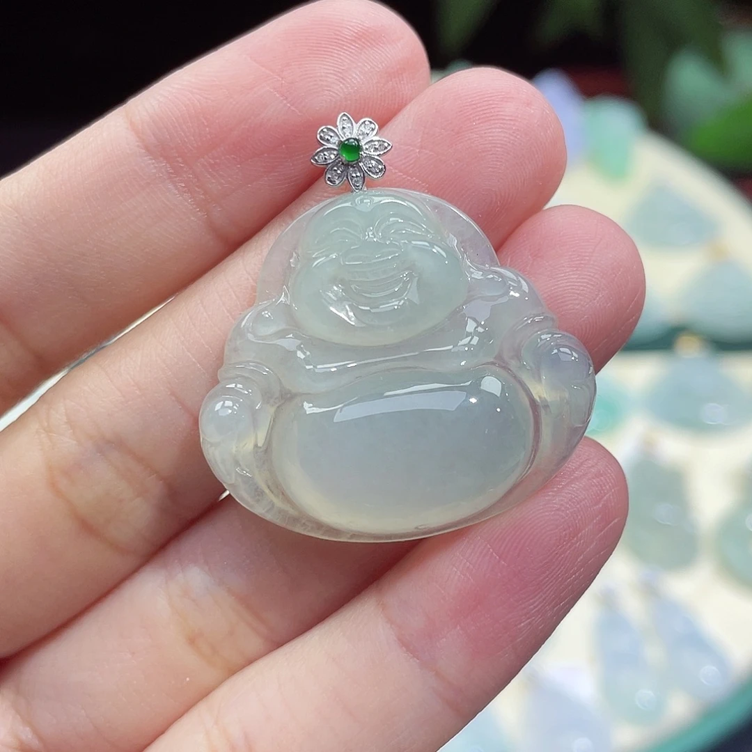 颈饰18K金镶嵌翡翠佛公