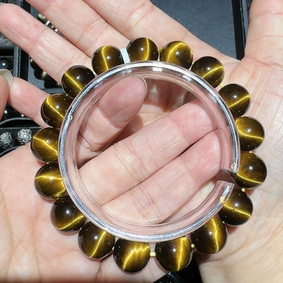 车***人木变石未镶嵌手饰