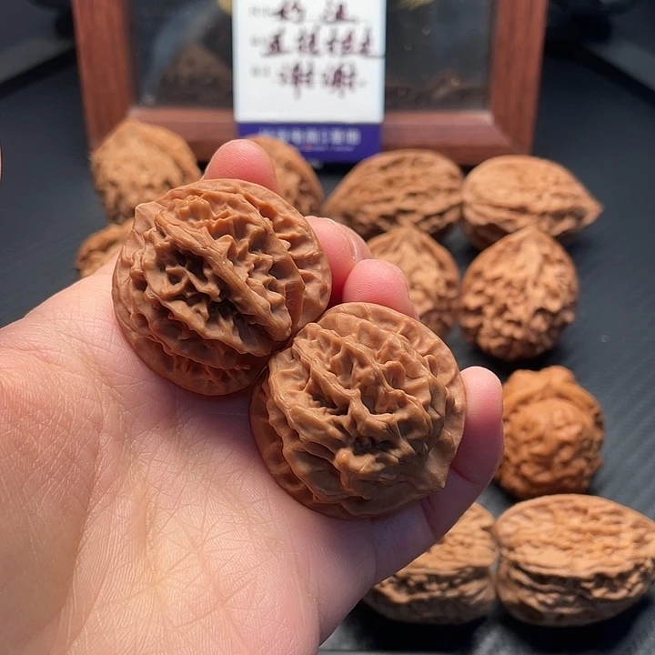 天***翼核桃手串/手链秦岭