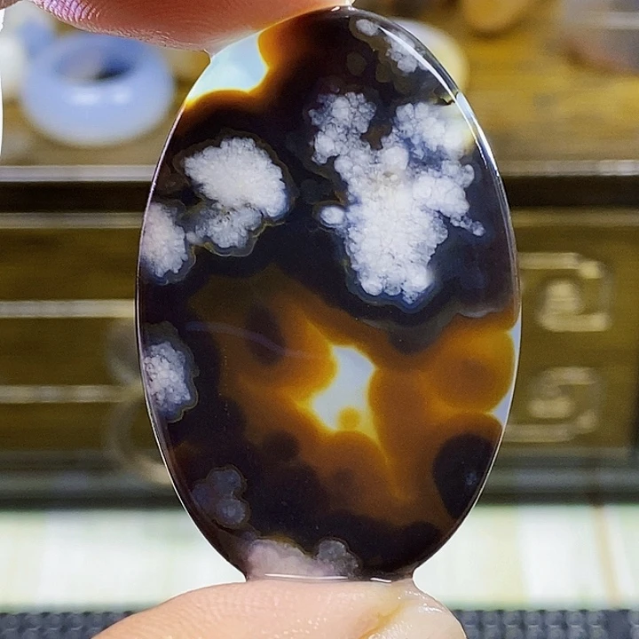 未镶嵌颈饰玛瑙/玉髓