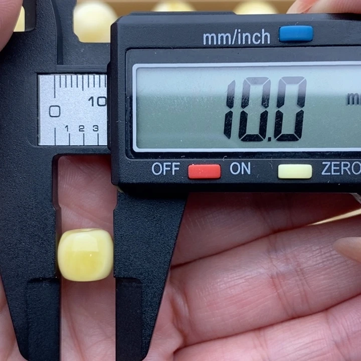 ￴***￴未镶嵌蜜蜡裸石蜜蜡老型