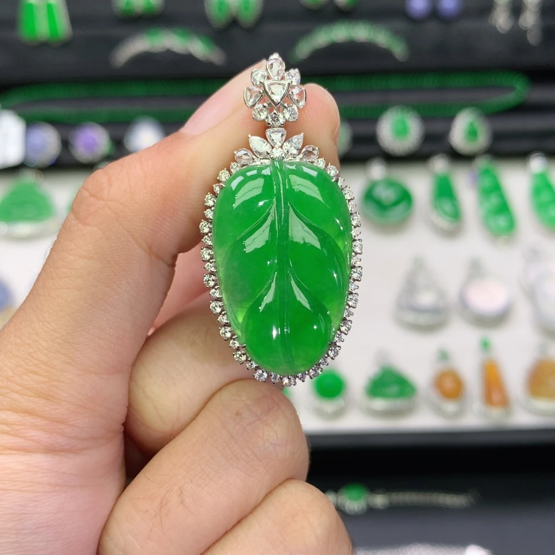 翡翠18K金镶嵌吊坠(不含链)