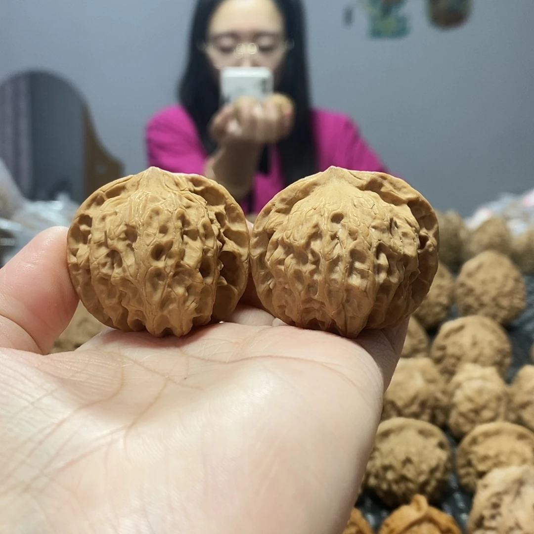 桃核吊坠刘老四39+