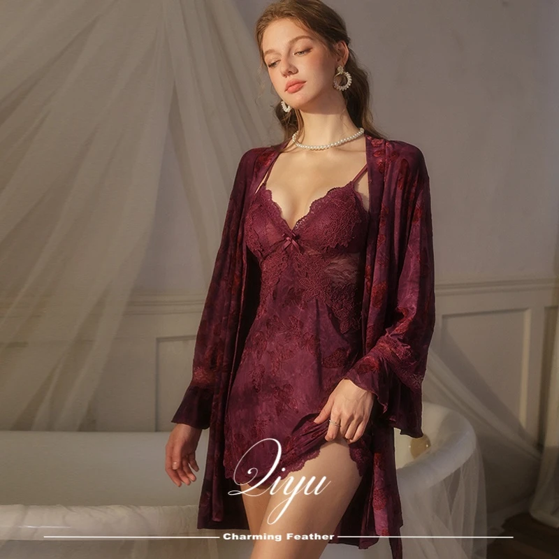 绮羽【绒花】-甜美植绒蕾丝睡衣纯欲诱惑加胸垫深V露背吊带裙外袍