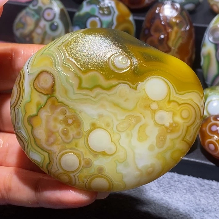 玛瑙/玉髓未镶嵌珠宝奇石91