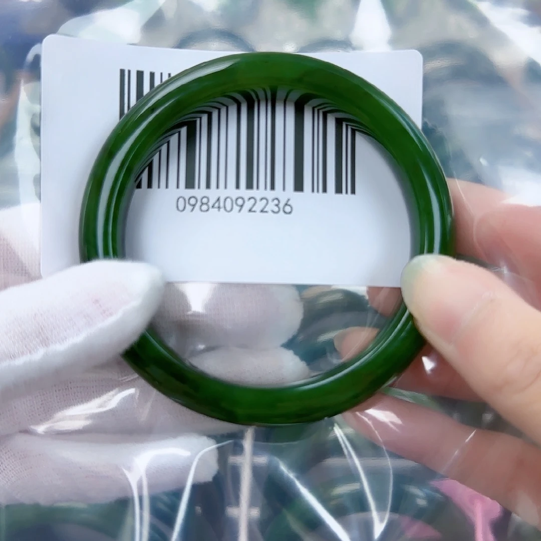 和田玉（碧玉）手镯未镶嵌5859微瑕