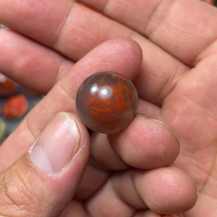 南红玛瑙未镶嵌手链