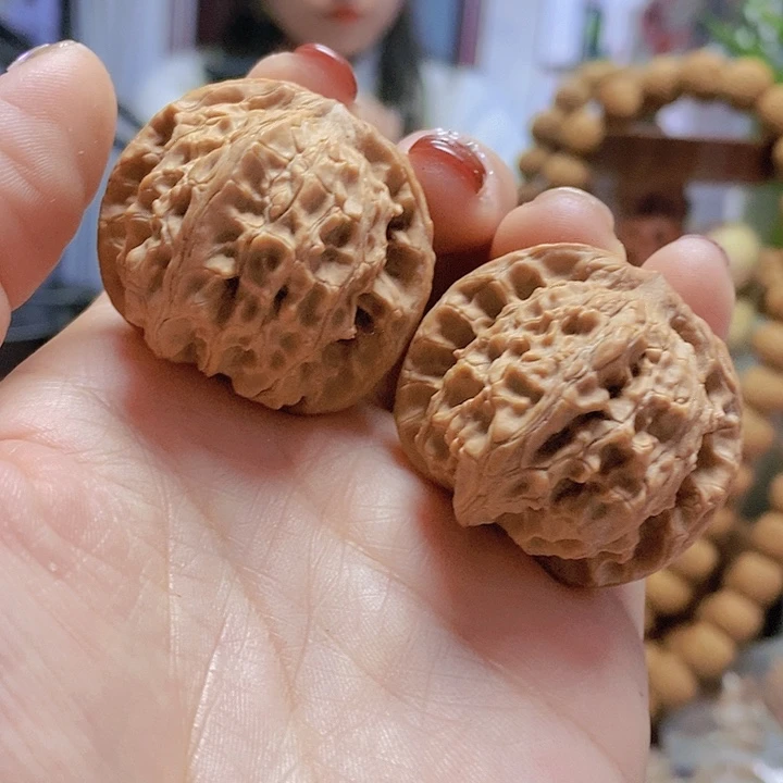 【闪购商品】文玩核桃把件37凤眼