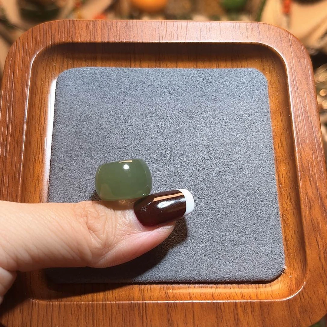 和田玉颈饰未镶嵌扑*林