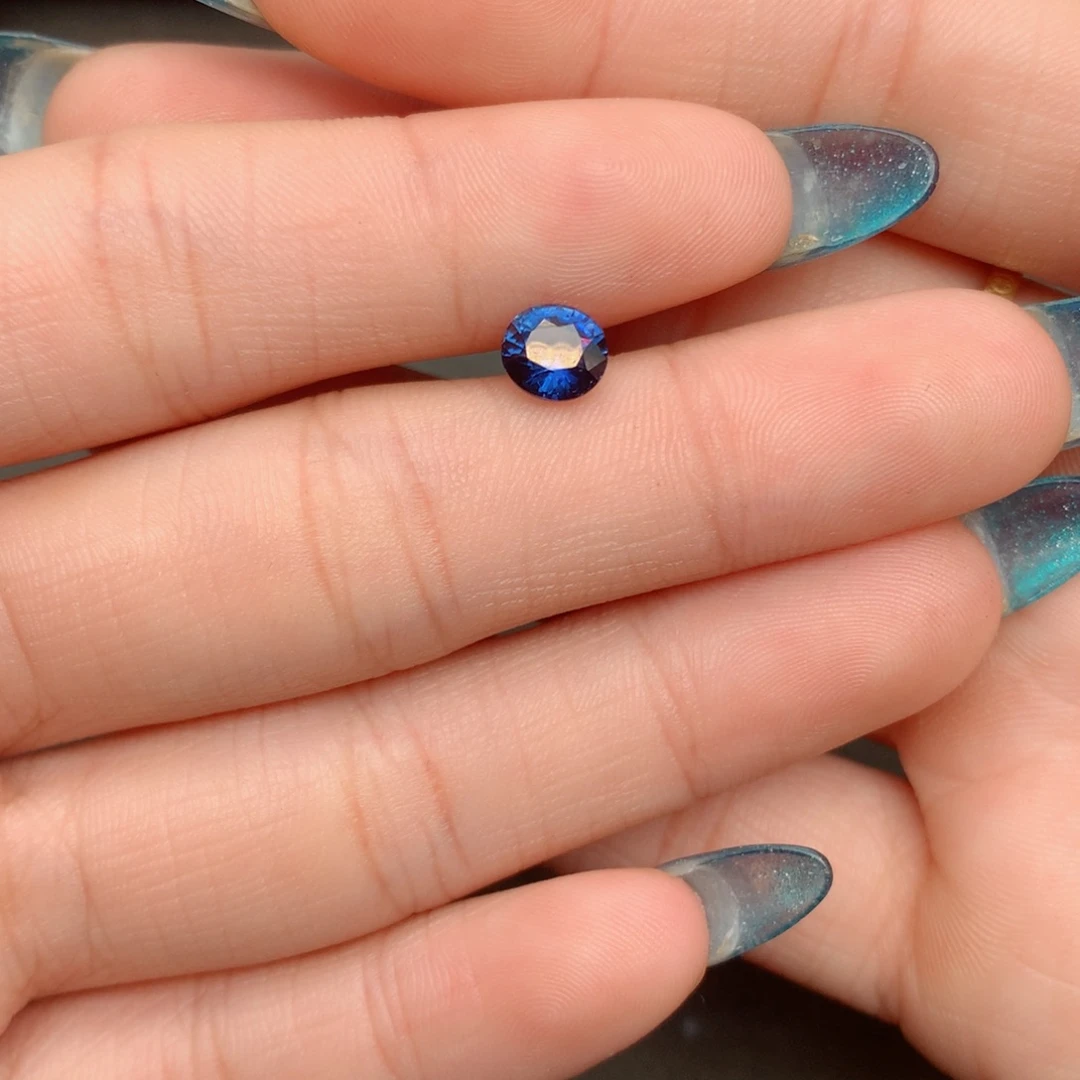 蓝宝石裸石未镶嵌天然皇家蓝蓝宝石1.26ct