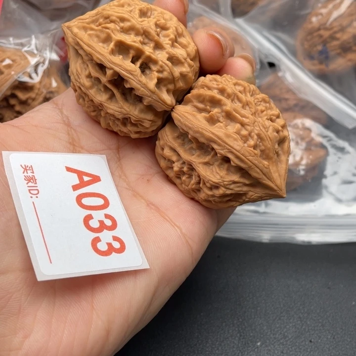 文玩核桃吊坠核桃