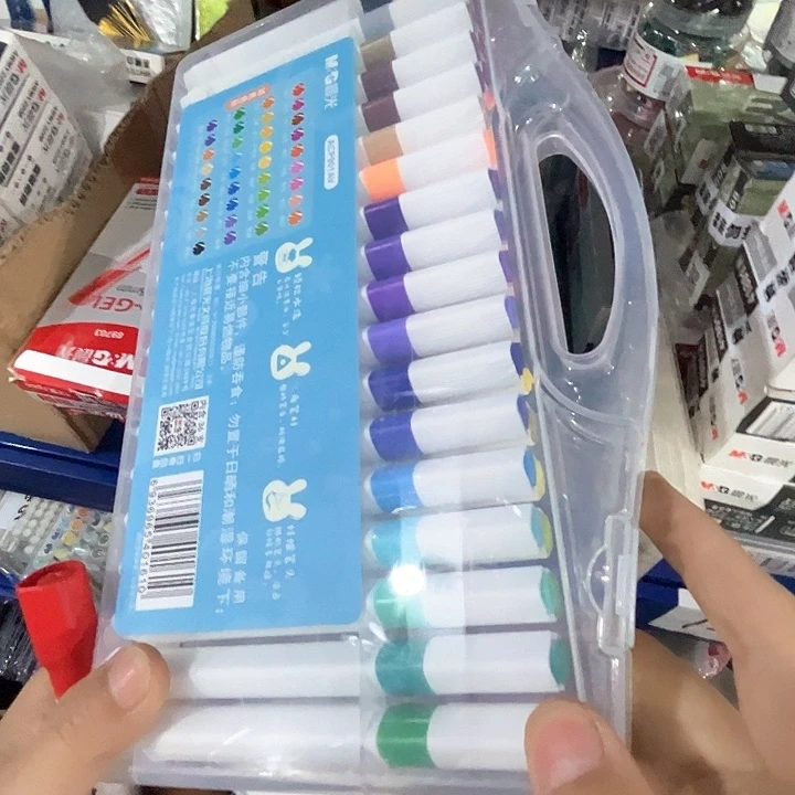 48色水彩笔。
