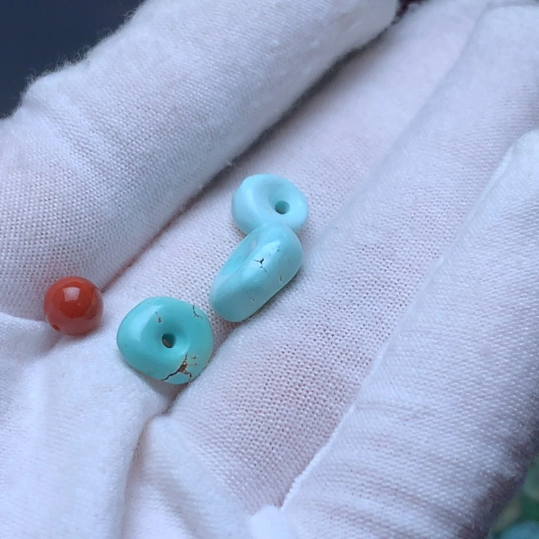 南红玛瑙未镶嵌珠宝奇石