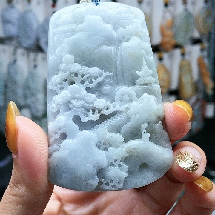 翡翠未镶嵌颈饰翡翠