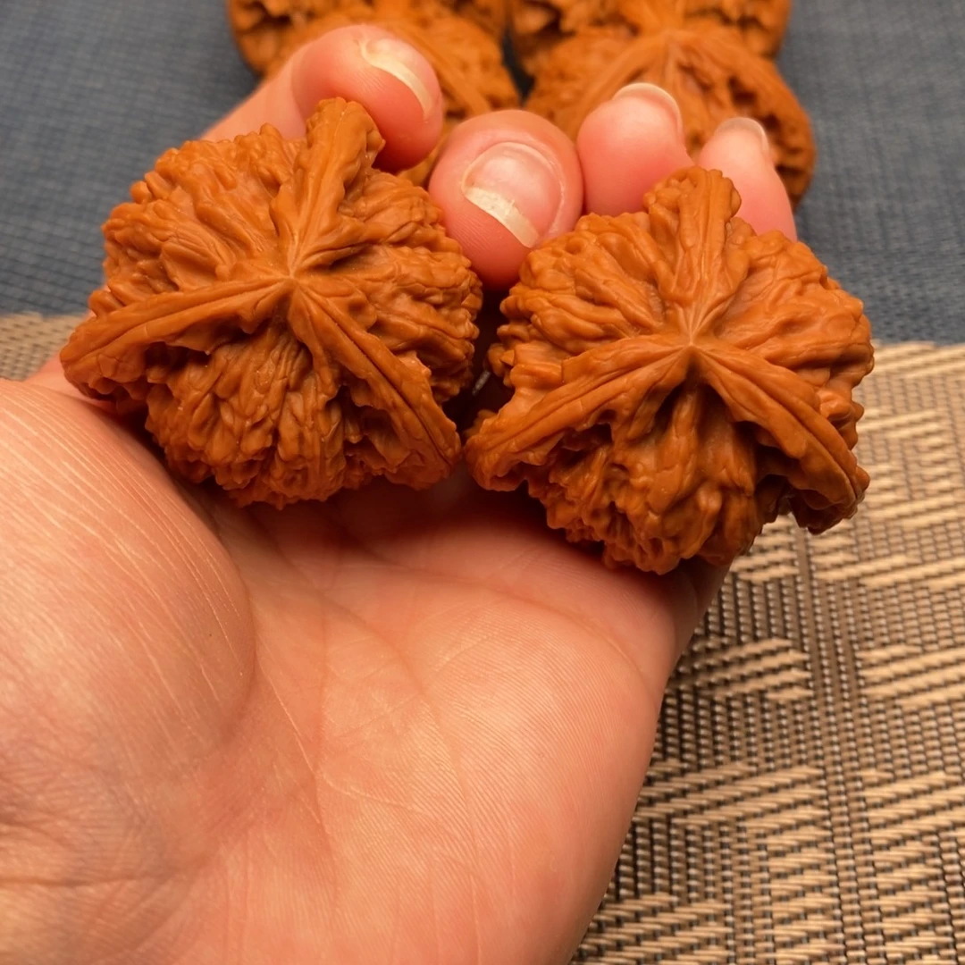 快***8吊坠文玩核桃三棱