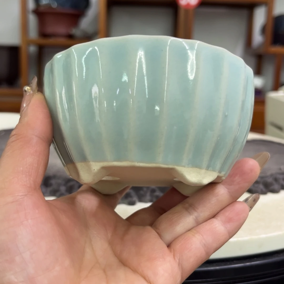 紫砂花盆瑕疵5-10.5。在。