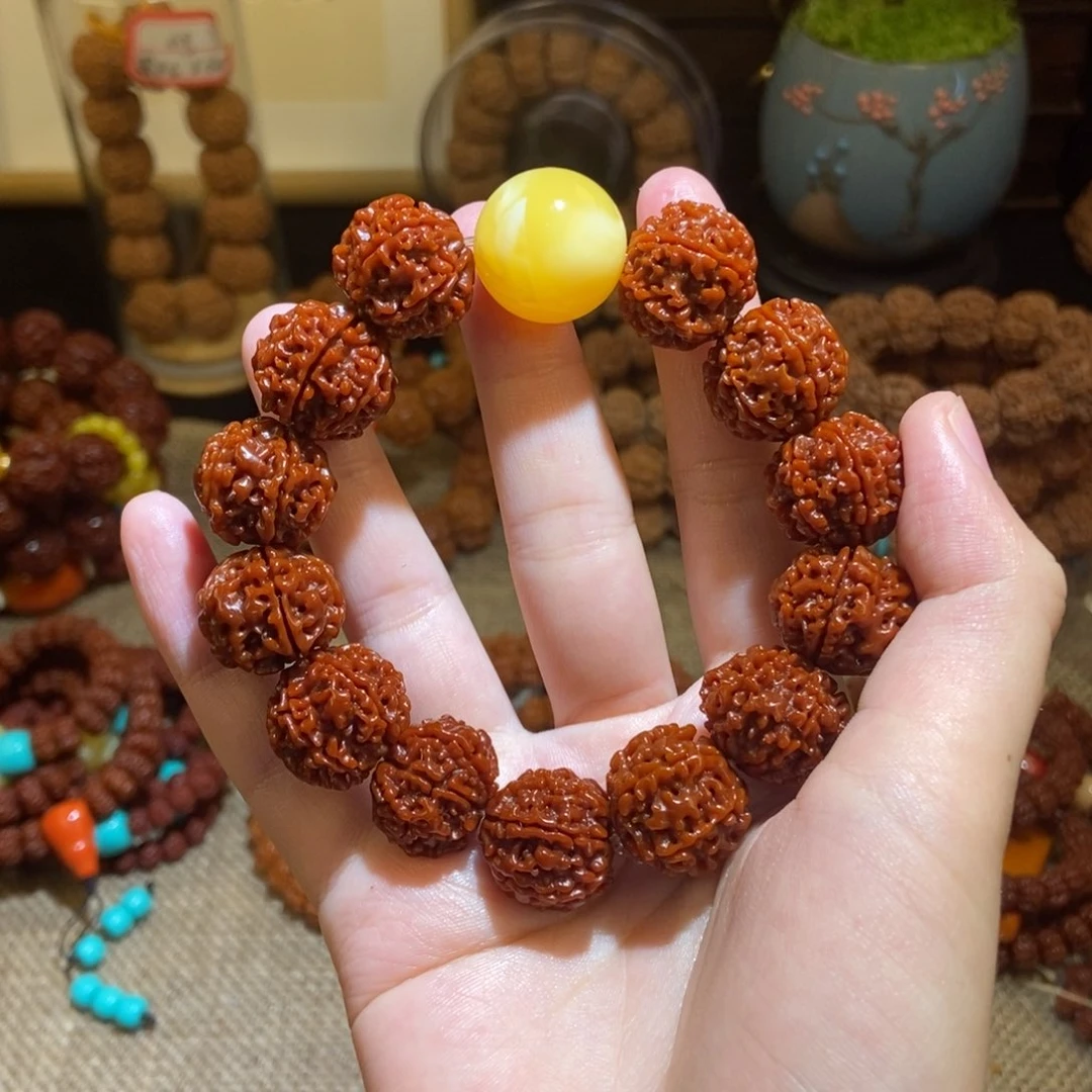 金刚菩提手串186玉化黄珠