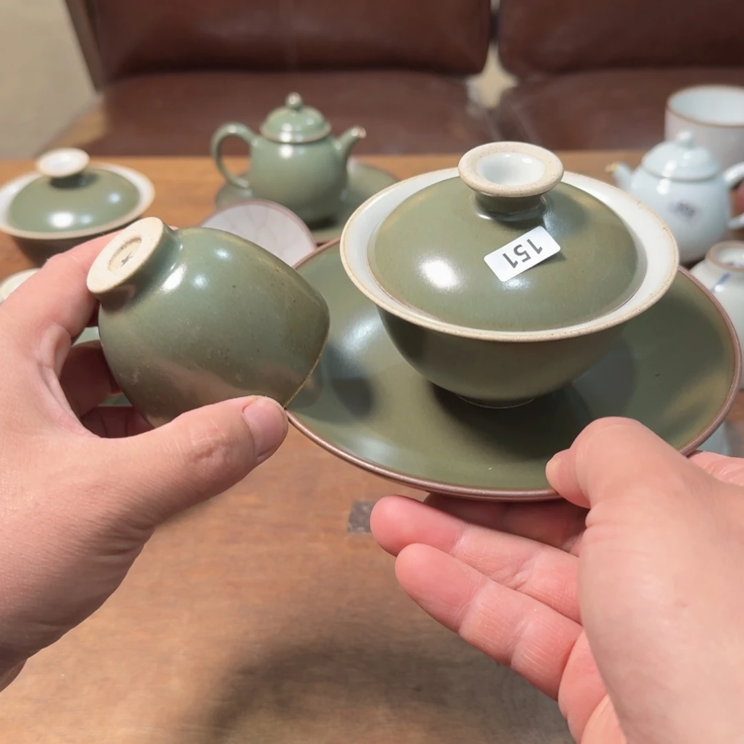 蒋***任汝窑绿釉喜欢的可以拍